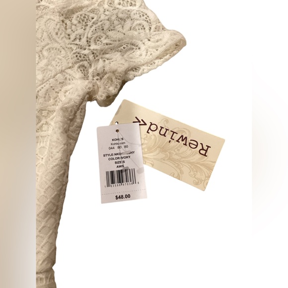 NWT Kohls Womens/Juniors Rewind Ivory Off Shoulder Lace Dress w/ Slit SizeSmall - Picture 4 of 5